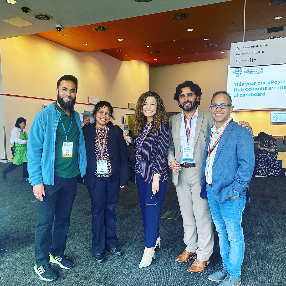 Lovely meeting the new associate dean @IVinjamuri, BBPA (British Bangladeshi Psych) @Ani5Ahmed and fellow @BPPA_Official colleague @AamerMalikSajad at the RCPsych Congress in Liverpool #RCPsychIC