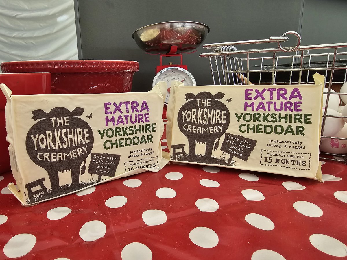 Cooking up a storm with @YorksCreamery extra mature Cheddar cheese in our scone bread pizza swirls @greatyorkshow FREE hands on cookery workshops.