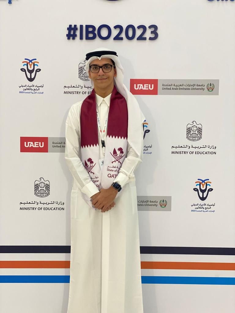 Qatar_Edu's tweet photo. برعاية وزارة التربية والتعليم والتعليم العالي تمكَّن فريق دولة قط�� ممثَّلًا في الطالبة مومينة جول زار احمد من مدرسة مسيعيد الإعدادية الثانوية الدولية من تحقيق الميدالية البرونزية في أولمبياد الأحياء الدولي 2023 الذي أقيم في دولة الإمارات العربية المتحدة خلال الفترة من 2 إلى 11 يوليو بمشاركة 320 طالبًا من 80 دولة في نسخة تُعد الأعلى في معدل المشاركة في تاريخ المسابقة.

كما حصل الطالب يوسف رانى التوم من مدرسة جيمس ويلينغتون الدوحة على شهادة فخرية.

أشرف على فريق دولة قطر المشارك في الأولمبياد الدولي للأحياء موجهو مادة الأحياء في إدارة التوجيه التربوي، وهُم:

الأستاذة/ زينب عبدالله الخياط

الأستاذة/ شيرين حسن مشعل

الدكتور/ محمد مطر الدليمي

الأستاذ/ هاني عاطف محمد