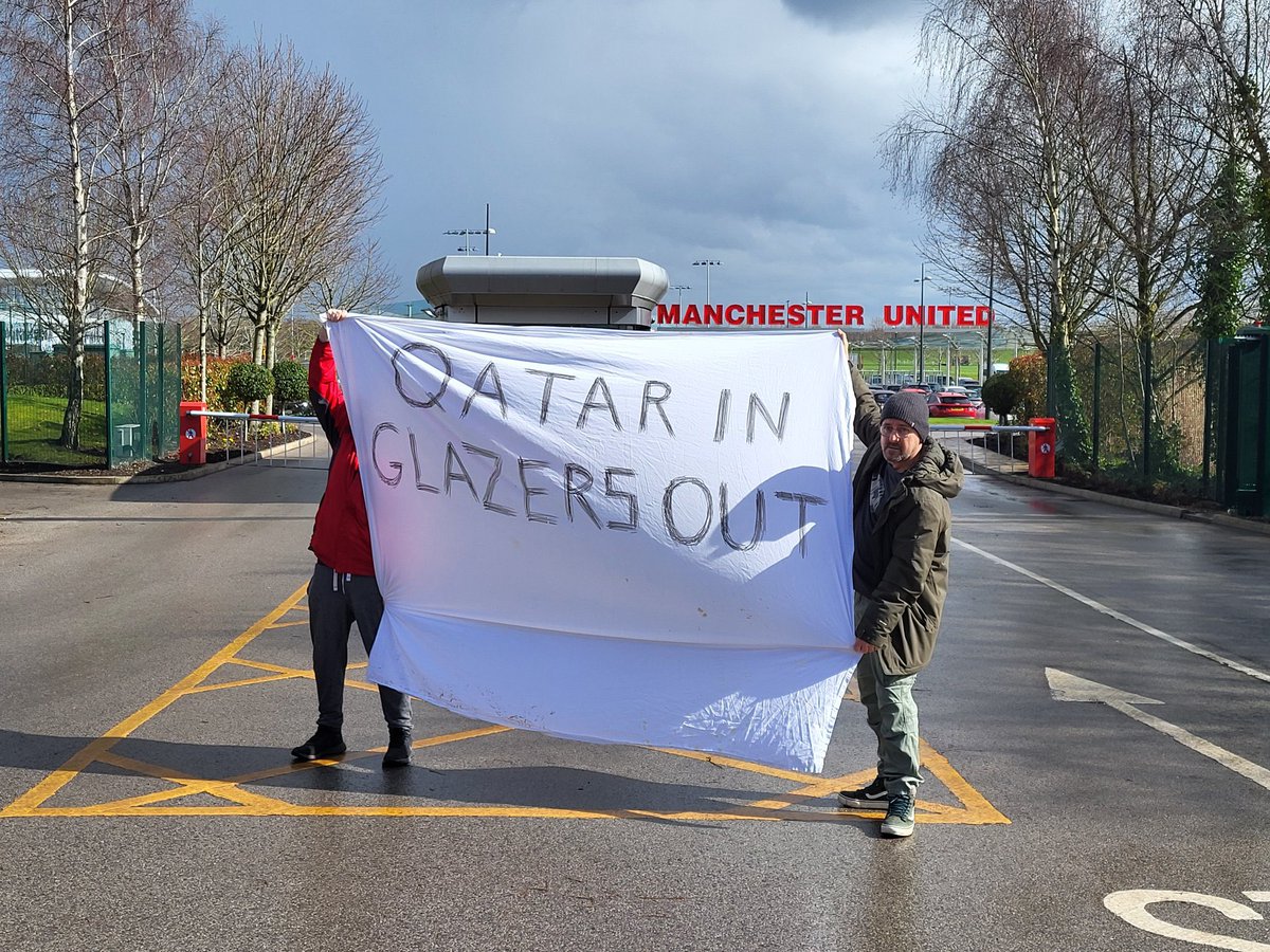 ChrisManchestr7's tweet image. Don't say anything, just retweet

#GlazersOut 
#NoToINEOS 
#NoToRatcliffe 
#NoToMinorityInvestment #QatarIn
#SheikhJassimInAtManUtd 
#QatarInAtManchesterUnited
#FullSaleOnly 
#GlazersAnnounceQATAR 🇶🇦