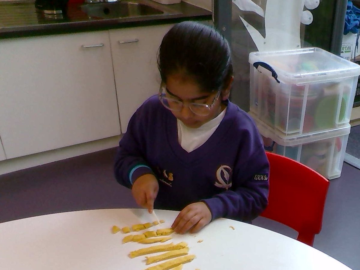 St Silas Primary School tweet media