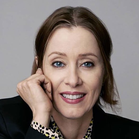 HAPPY 64th BIRTHDAY, SUZANNE VEGA! 🎉

#SuzanneVega #alternativerock #folkrock #rock #happybirthdaySuzanneVega