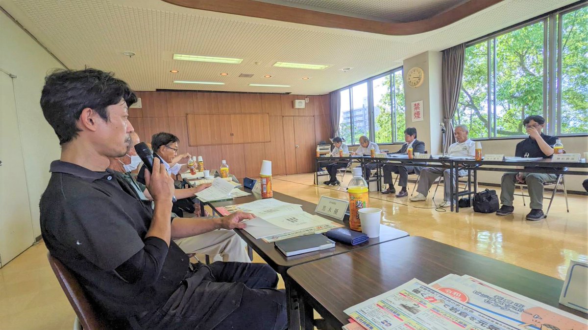 iwakura_s_s's tweet photo. 愛知県会議員、そして商工会議員連盟会長でもある水野富夫議員と地元選出の高桑敏直議員、経済産業局の担当者の方や尾張県民事務所の方々と意見交換会を行いました！地元の小規模事業者が抱える問題など、忌憚ない意見を聞いて頂きました。 https://t.co/xleHSUD2J4