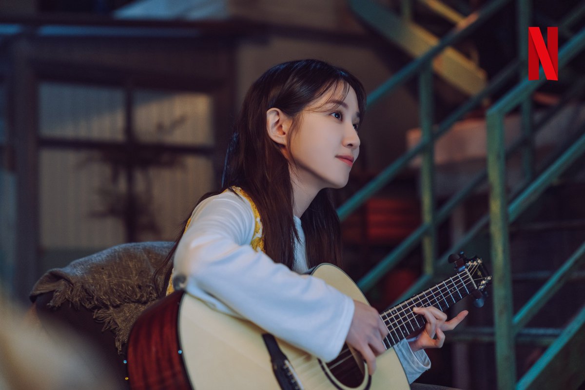 netflixkcontent's tweet photo. look who's returning to Netflix 😆

#ParkEunbin is set to charm audiences again in our upcoming series #CastawayDiva (working title) https://t.co/s7lyLgLcW7