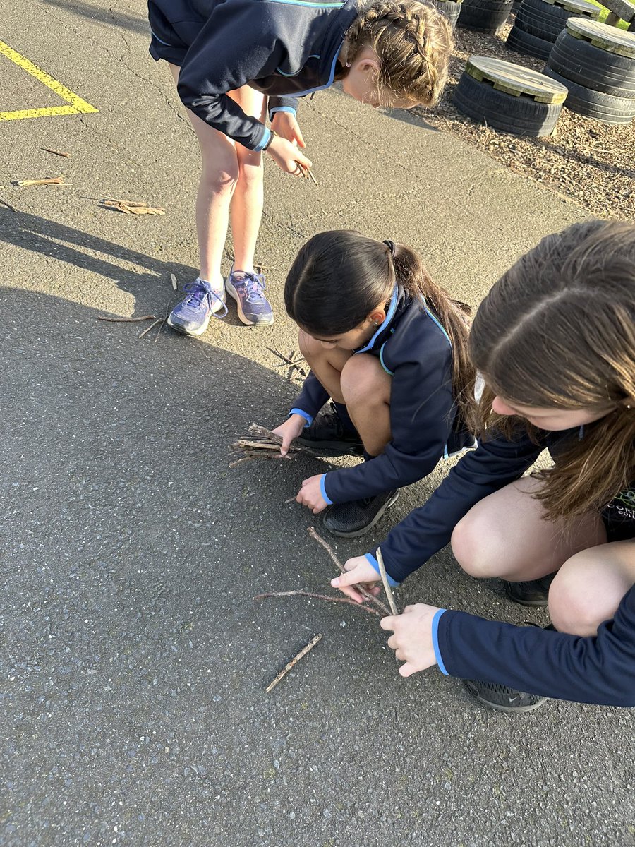 Samantha Millar (@mrs_sammillar) on Twitter photo T3’23 started in our #outdoorclassroom completing an angle challenge. Yr5 could work independently or in a group creating 1-9 out of sticks & ensuring that each numeral had the same number of acute, obtuse or right angles. #math #geometry <a href="/Cornish_College/">Cornish College, AU</a> Thanks <a href="/CreativeSTAR/">Juliet Robertson</a>! T3’23 started in our #outdoorclassroom completing an angle challenge. Yr5 could work independently or in a group creating 1-9 out of sticks & ensuring that each numeral had the same number of acute, obtuse or right angles. #math #geometry <a href="/Cornish_College/">Cornish College, AU</a> Thanks <a href="/CreativeSTAR/">Juliet Robertson</a>!