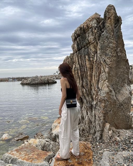 sanghak70's tweet photo. 230711 송주희(전 헬로비너스 앨리스) 인스타그램
나는 요즘 강원도에서 사는 중✨
I am living in Gangwon-do these days ✨
#헬로비너스 #hellovenus #송주희 #SongJuhee
#팝스튜디오 #팝뮤직 #popstudio #popmusic https://t.co/tSdWbkRdJE