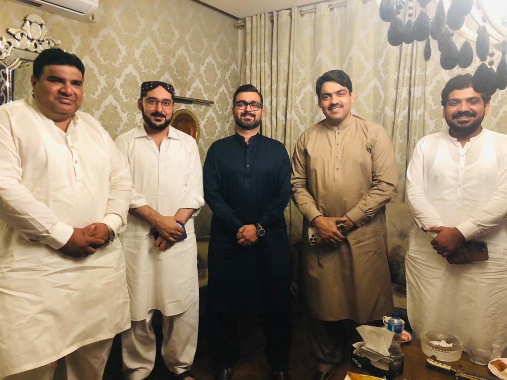 gillanihouse_MC's tweet photo. سابق صوبائی وزیر سید علی حیدر گیلانی سے گیلانی ہاؤس ملتان میں
حلقہ #PP129 کے امیدوار محمد نوازش علی خان سیال اور #حلقہ PP235 کے امیدوار نواب علی رضا خاکوانی نے ملاقات کی ، موجودہ ملکی و علاقائی سیاسی صورتحال پر گفتگو بھی کی
#HaiderGilani
@ahaidergilani86 https://t.co/Zwr10z36Ao
