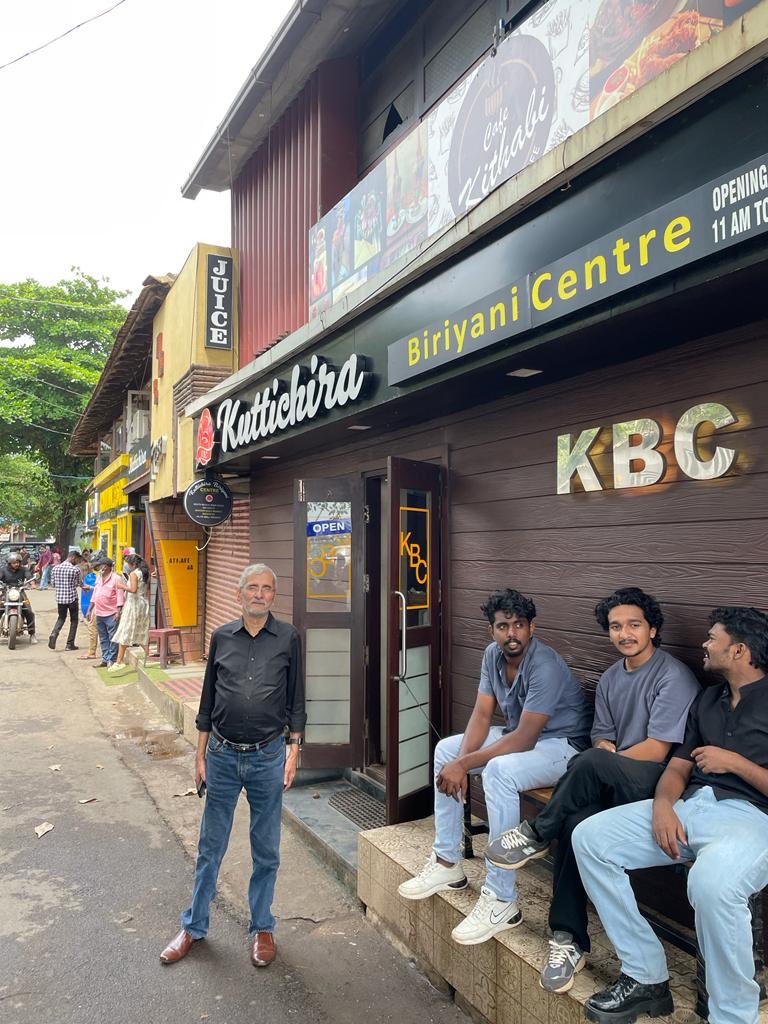 NSMlive's tweet photo. Visited Kuttichira Biryani Centre, Kozhikode, for the first time. What an experience! Actually my Biryani loyalties have shifted from Paragon to here 😀 https://t.co/N3G42Tk9fl