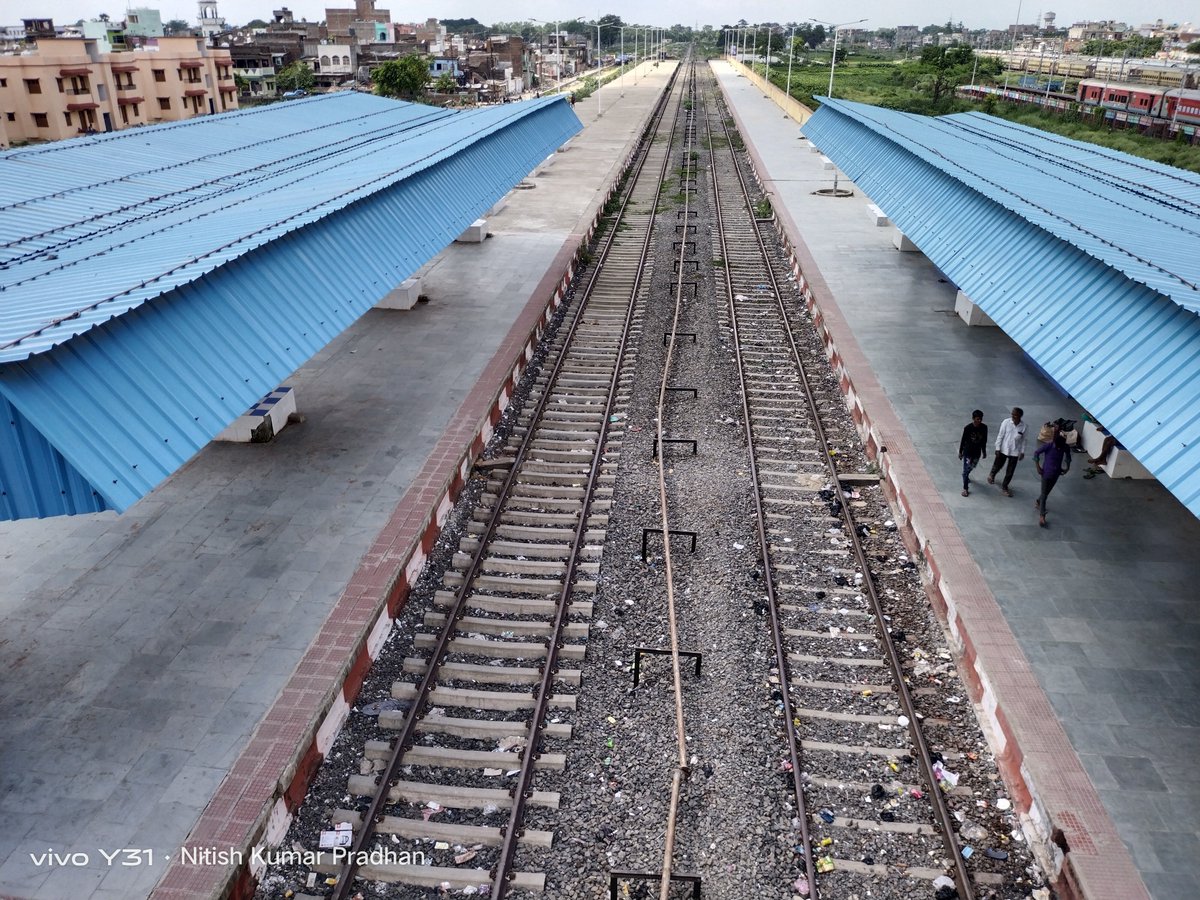 JaynagarNow's tweet photo. #जयनगर नेपाली रेलवे स्टेशन!
📸 नितीश कुमार प्रधान @NitishPradhanJe
@RailMinIndia
@ECRlyHJP
@AshwiniVaishnaw

 #india #nepal #Janakpur #janakpurrailway #nepalrailway
#Jaynagar #Jainagar #Madhubani #Bihar #NitishPradhan #Mithila #IndoNepal #NepalRailwayJaynagar #JaynagarRailway https://t.co/wq7YBEBXm9