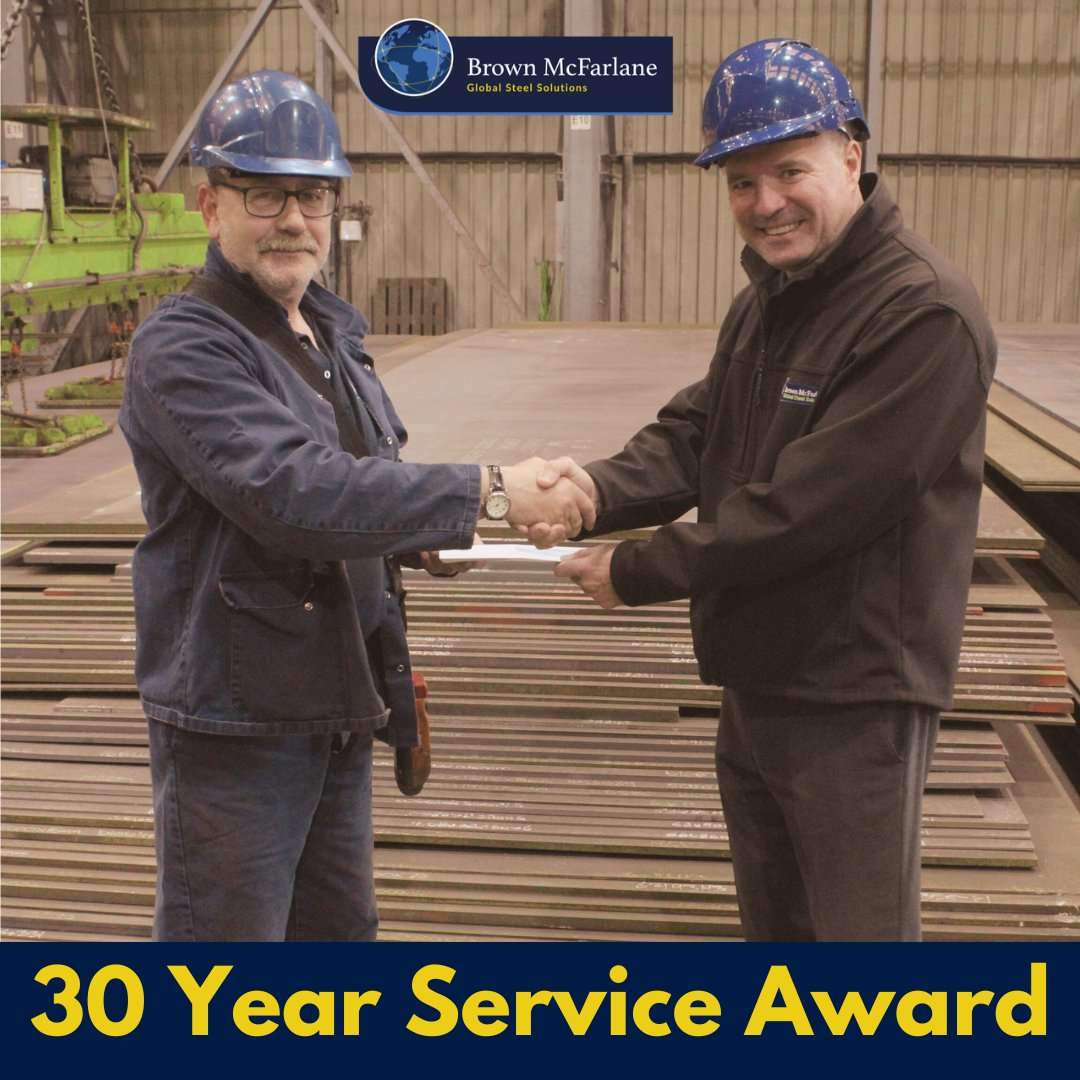 Managing Director, Tony O’Reilly, was very pleased to hand a 30 year service award to operative Steve Walker.
Steve joined the company in 1993 when the first Jurassic Park film was released, Bill Clinton was president and a pint would have set you back £2!
#longserviceaward