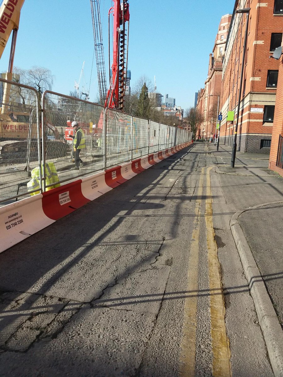 MarwoodGroupLtd's tweet image. MASS TRAFFIC BARRIER SYSTEM

If you require mass barrier for your site contact Marwood Group Ltd on the following details :-

🌐 lnkd.in/g6RNAZnN
☎ 0800 050 2012

#sitesafety #construction #railproject #ports