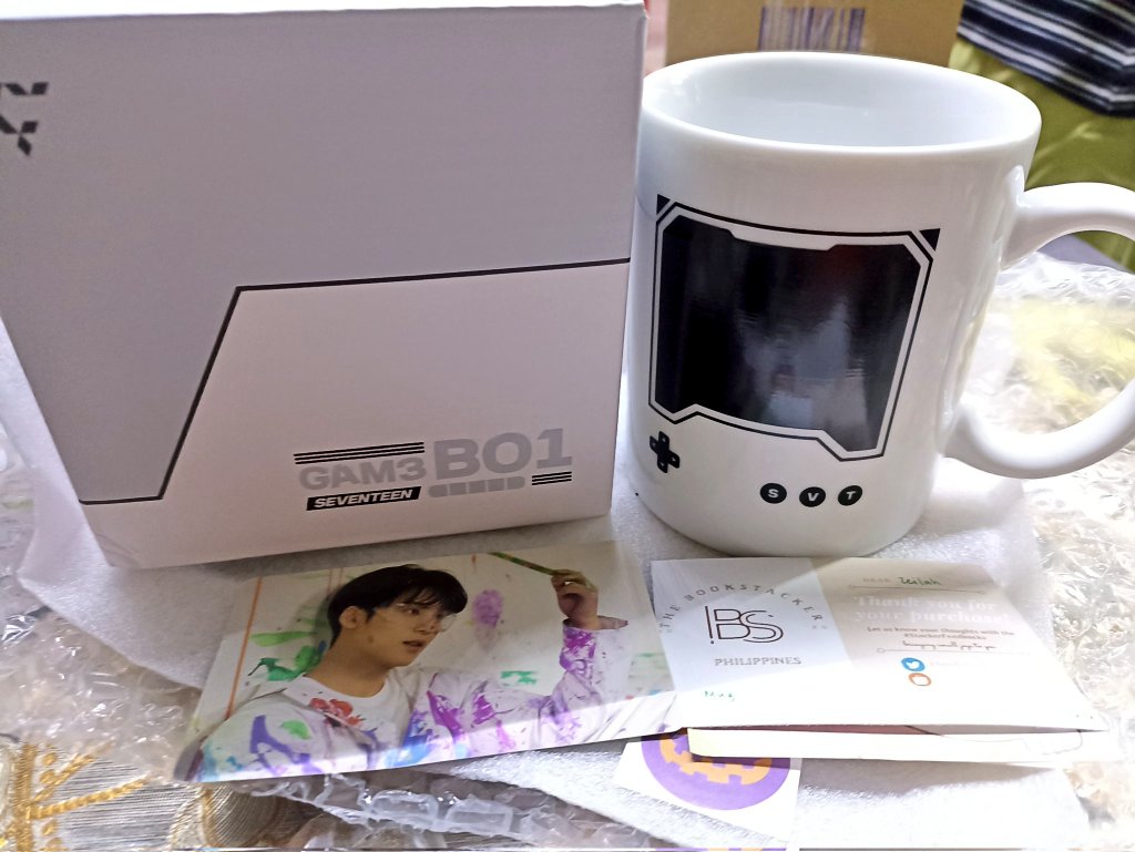 zy_wonsol's tweet photo. Hi @bookstacker_ph, narecieve ko na po ung FML Deluxe and Gam3 Boi Mug, thank youu so much po sa sobrang smooth transaction lagi, this is my 3rd buy already and hoping for more pa. ๐ Thanj you rin for always packing the items securely. God bless po and more power sa inyo! ๐ https://t.co/T5n6gvJkld