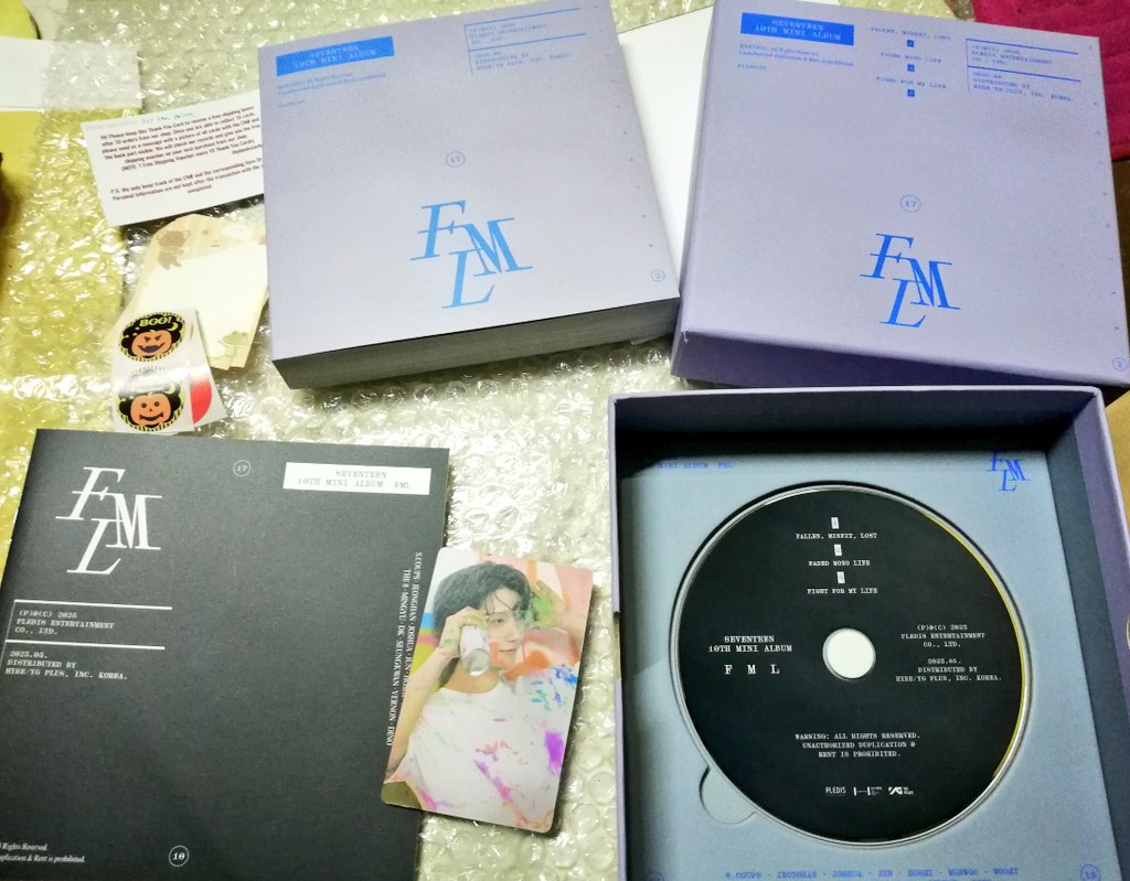 zy_wonsol's tweet photo. Hi @bookstacker_ph, narecieve ko na po ung FML Deluxe and Gam3 Boi Mug, thank youu so much po sa sobrang smooth transaction lagi, this is my 3rd buy already and hoping for more pa. ๐ Thanj you rin for always packing the items securely. God bless po and more power sa inyo! ๐ https://t.co/T5n6gvJkld
