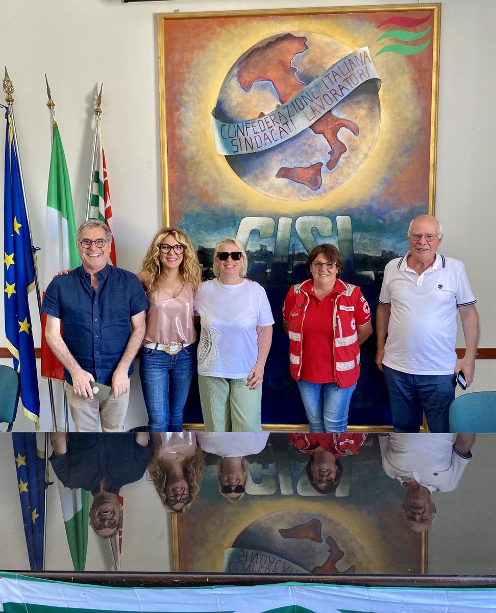 nausicasbarra's tweet photo. #essercisulterritorio con le associazioni per un futuro migliore ❤️ #essercipercambiare #cisl #coordinamentocislreggiocalabria #cislrc https://t.co/lcKFt01pgG