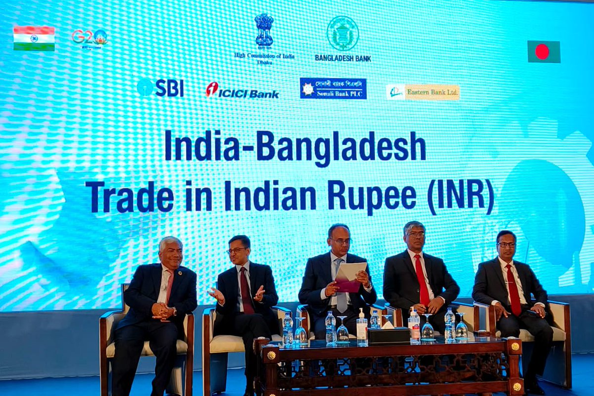 India-Bangladesh launched #bilateraltrade in #rupees. Pranoy Verma, High Commissioner of India in Dhaka and Abdur Rouf Talukdar, Governor General, #Bangladesh Bank jointly launched bilateral trade in rupees in Dhaka today.
@ihcdhaka