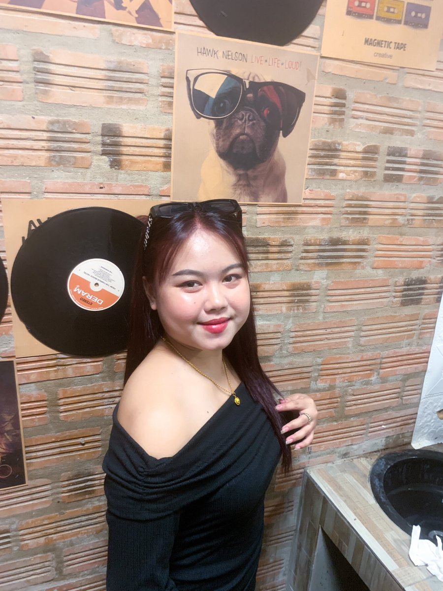 ຫຼີ້ນມ່ວນໆ ບໍ່ໄດ້ຫຼີ້ນເພື່ອນັດ ໃຫ້ກຽດກັນແດ່ເດີທຸກຄົນ ຄັນສິຫຼີ້ນນຳກະແຊັດໄດ້