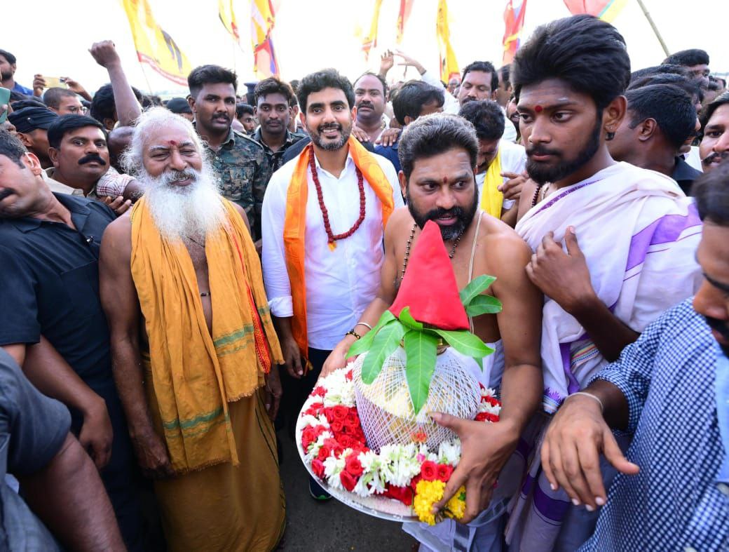 IUnduru's tweet photo. #2000kmsOfYuvaGalam https://t.co/wpym1QuAB9