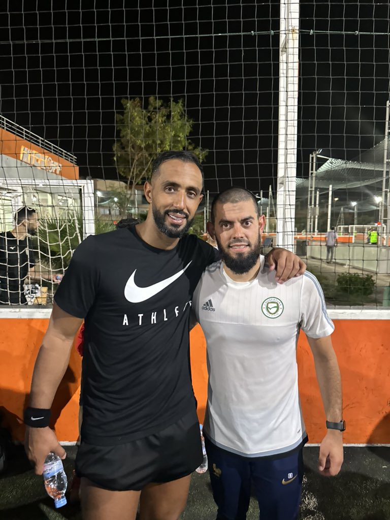 kr6futsal's tweet photo. FIVE de la soirée ⚽️
 @AguerdNayef @MedhiBenatia 🤝🏻 https://t.co/52uumLIdot