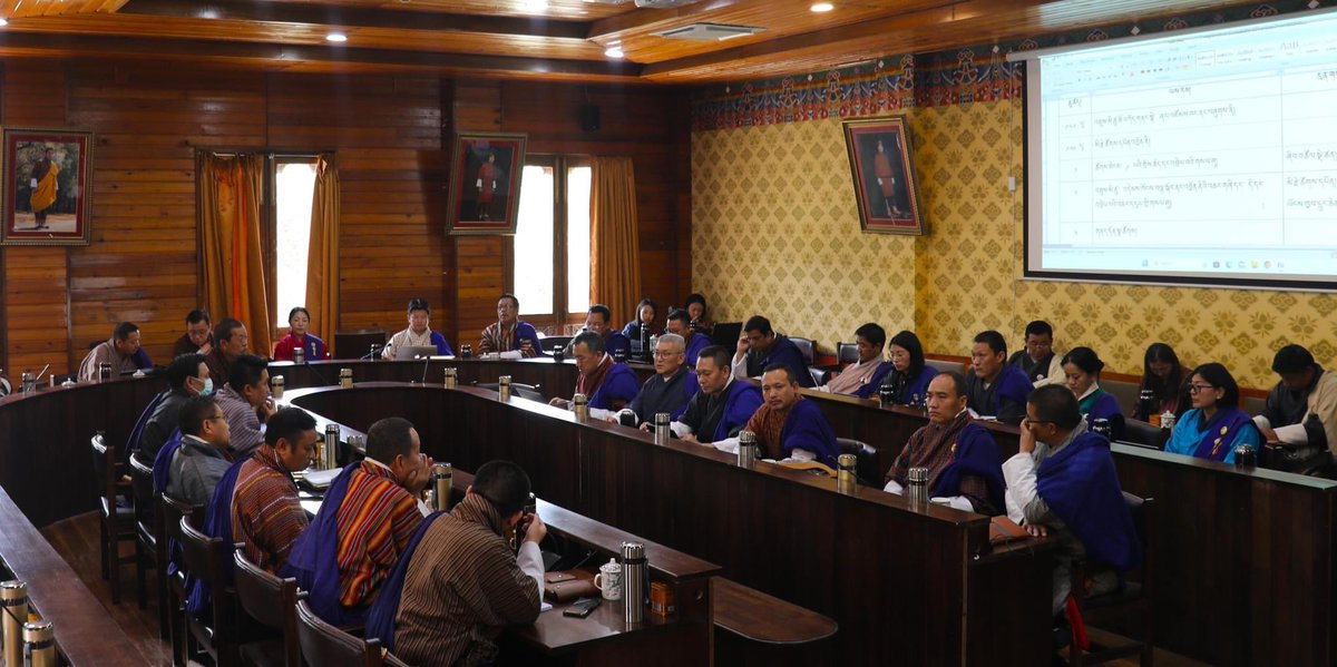 NABhutan's tweet photo. 11 July 2023: 𝐍𝐚𝐭𝐢𝐨𝐧𝐚𝐥 𝐀𝐬𝐬𝐞𝐦𝐛𝐥𝐲 𝐨𝐟 𝐁𝐡𝐮𝐭𝐚𝐧 𝐜𝐨𝐧𝐝𝐮𝐜𝐭𝐬 𝐏𝐨𝐬𝐭 𝐒𝐞𝐬𝐬𝐢𝐨𝐧 𝐏𝐥𝐞𝐧𝐚𝐫𝐲

Please click below to read more...
https://t.co/4BjylwxjaZ https://t.co/BaWOrlnqg5