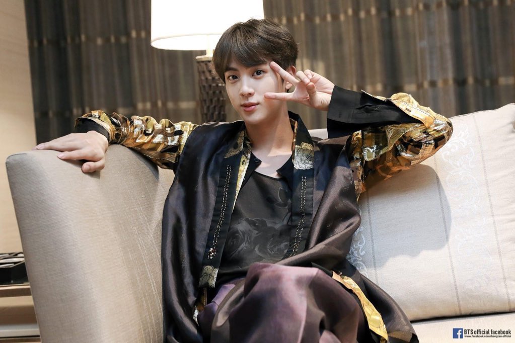 wanwanlovejin's tweet photo. @x37zM9lWZTxUxhi @akoyako_jin @ksjksj12041992 @Jin_moon1204 @IKU05338192 @mikifunya155711 @TOP100KPOP ここ、アストロだよん

I vote #TheAstronaut by #Jin in #TOP100KPOPSOLOISTMV @TOP100KPOP https://t.co/MiemY3y5sf