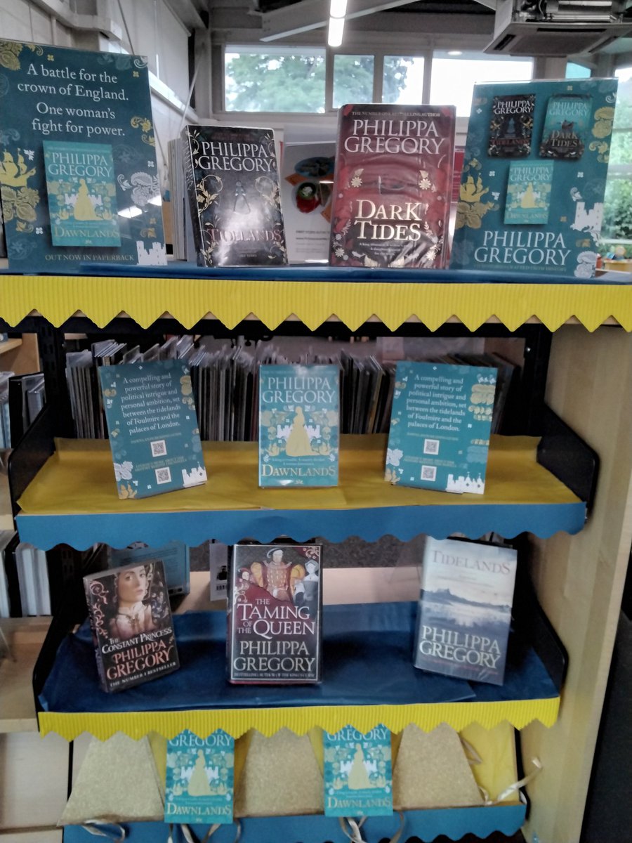 WFlibraries's tweet image. Discover the new historical novel from Philippa Gregory at Hemsworth library. @readingagency @simonschusterUK #Dawnlands #Hemsworthlibrary