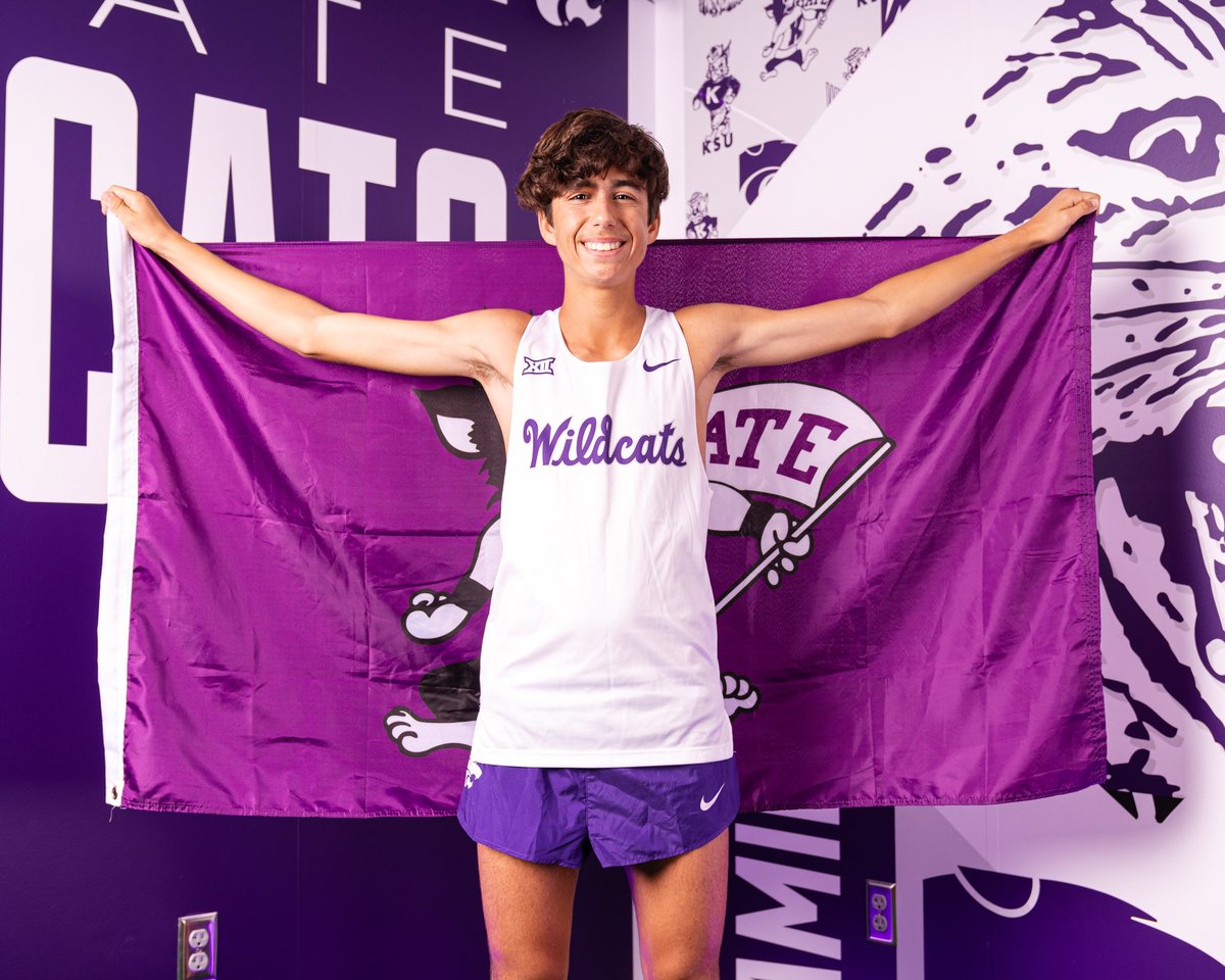 PeytonWillbanks's tweet photo. Thank you @KStateTFXC for the amazing unofficial visit!💜😼
#EMAW https://t.co/uoA4OYVanL