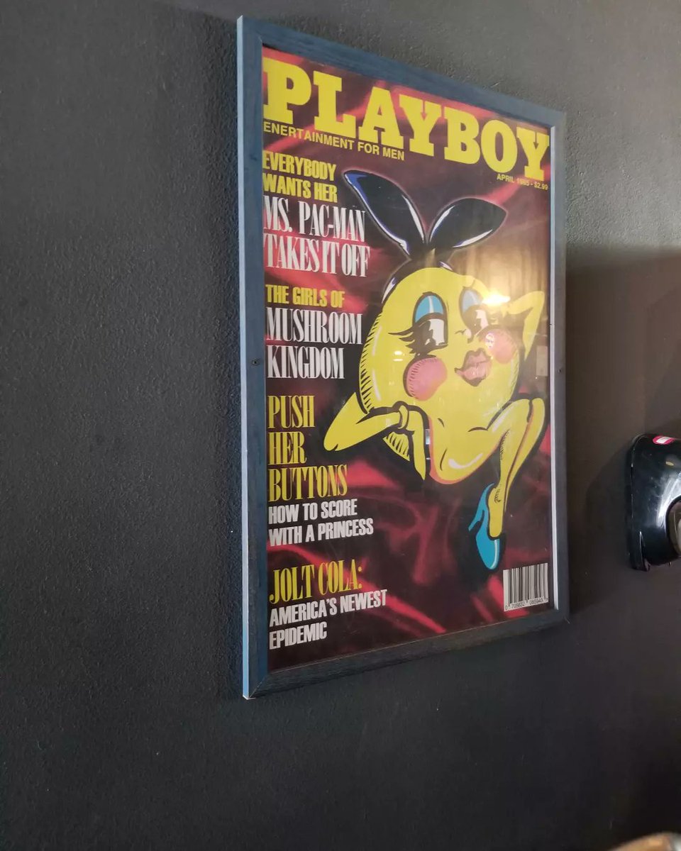 LindaakaTheGam1's tweet photo. The magazines hanging on the wall of the bar arcade I checked out. #CoinOpGameRoom #sandiego https://t.co/Z5Rl2is1DW