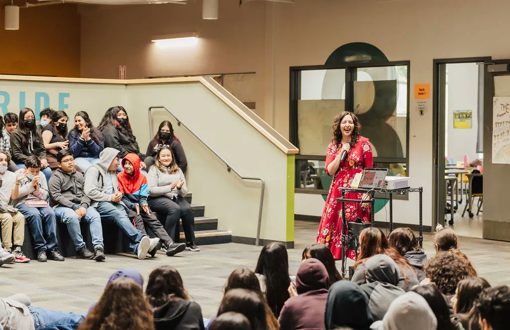 Writers & Artists Across the Country tweet media