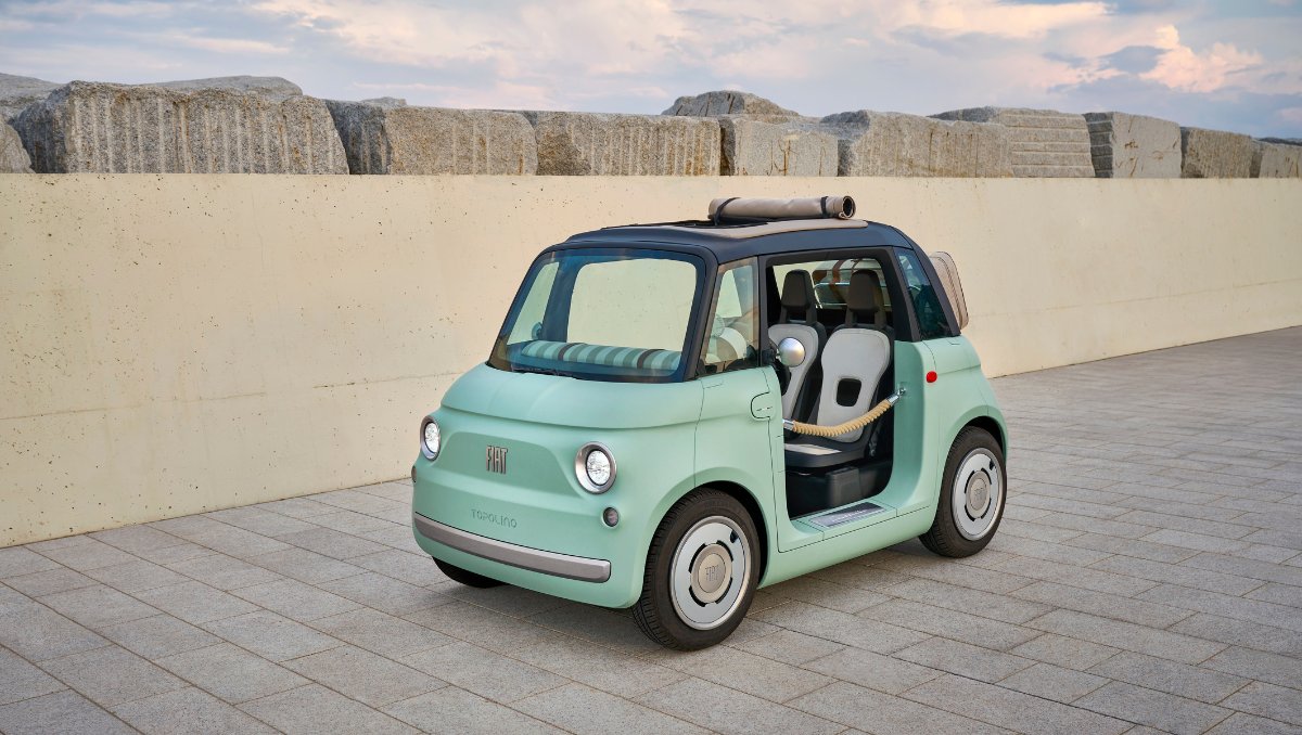 Nouvelle @Fiat Topolino : électrifier la ville avec un parfum unique de dolce vita. La nouvelle #Topolino offre une #MobilitéElectrique avec tous les atouts fondamentaux d'une #MobilitéDurable en ville. 
En savoir plus : bit.ly/3pzSemf