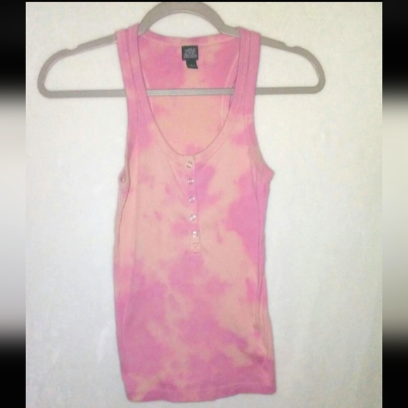 ShellCurvy's tweet photo. So good I had to share! Check out all the items I'm loving on @Poshmarkapp #poshmark #fashion #style #shopmycloset #noboundaries #thechildrensplace #wildfable: https://t.co/kTIF3CLEib https://t.co/neL8cgDuLP