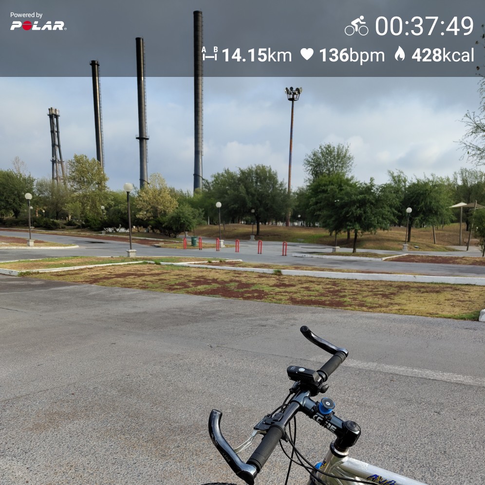 ChecoRiojas's tweet image. Listo el workout de 🚲 en Fundidora terminando el E12 de  @VinilesyBalones 
#PolarBeat