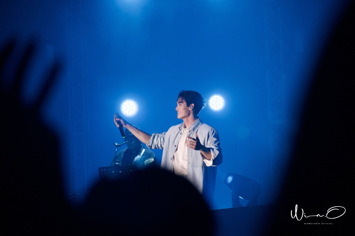 WinmetawinO's tweet image. รักเธอ.. เพราะรอยยิ้มของเธอ 
รักเธอ.. เพราะเสียงหัวเราะของเธอ 
รักเธอ.. เพราะความสดใสของเธอ 
รักเธอ.. เพราะเป็นเธอ 

~ Miss u so much, Metawin 💚🐰

#BrightWinSBSTour2023inHK
#winmetawin @winmetawin 
#snowballpower