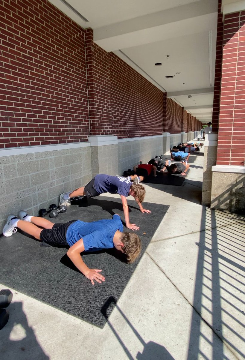 FHS strength & condo tweet media