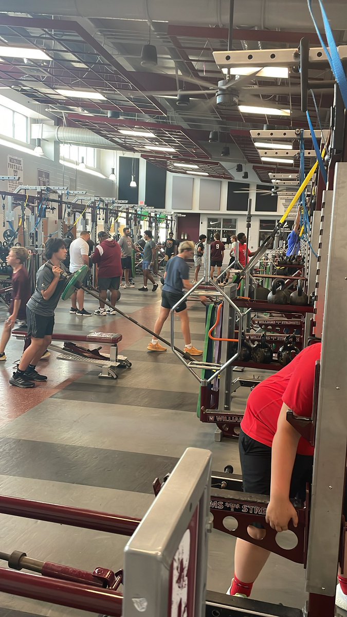 JonathanRw10's tweet image. Our Rams working hard this summer to get stronger and improve performance…Let’s go! @MikeWright02 @WestsideBSB