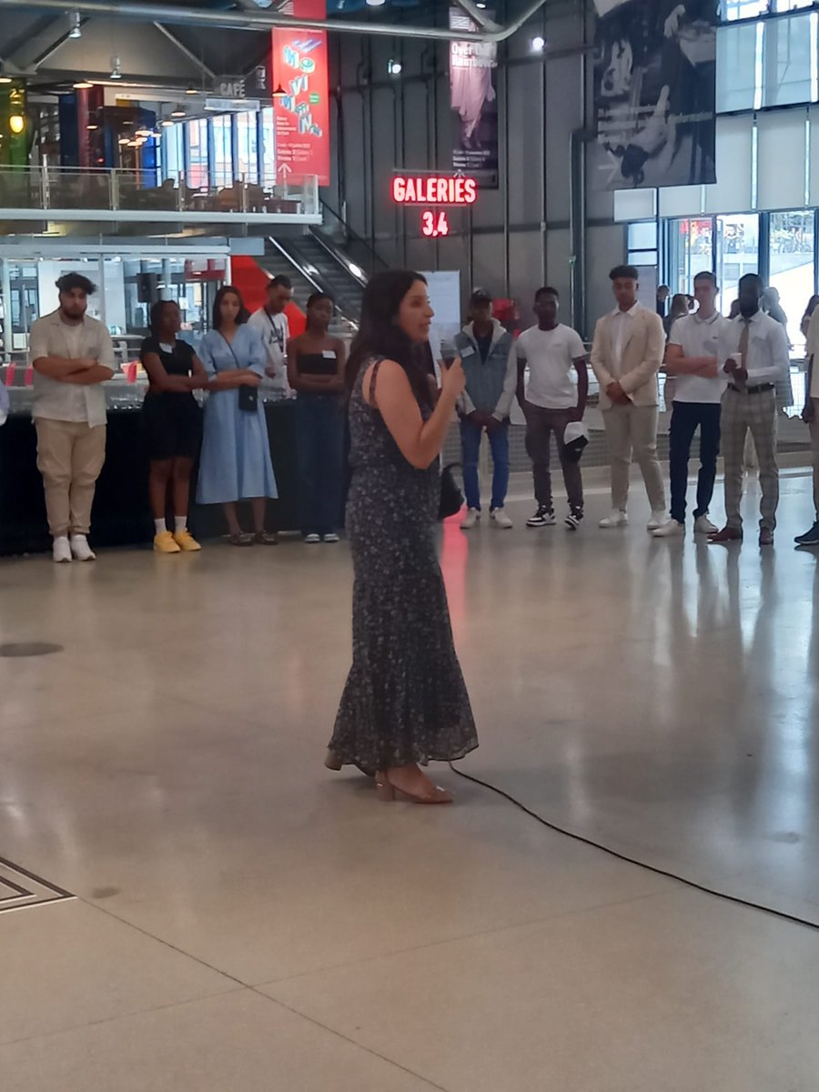 Lydia Metzger tweet media