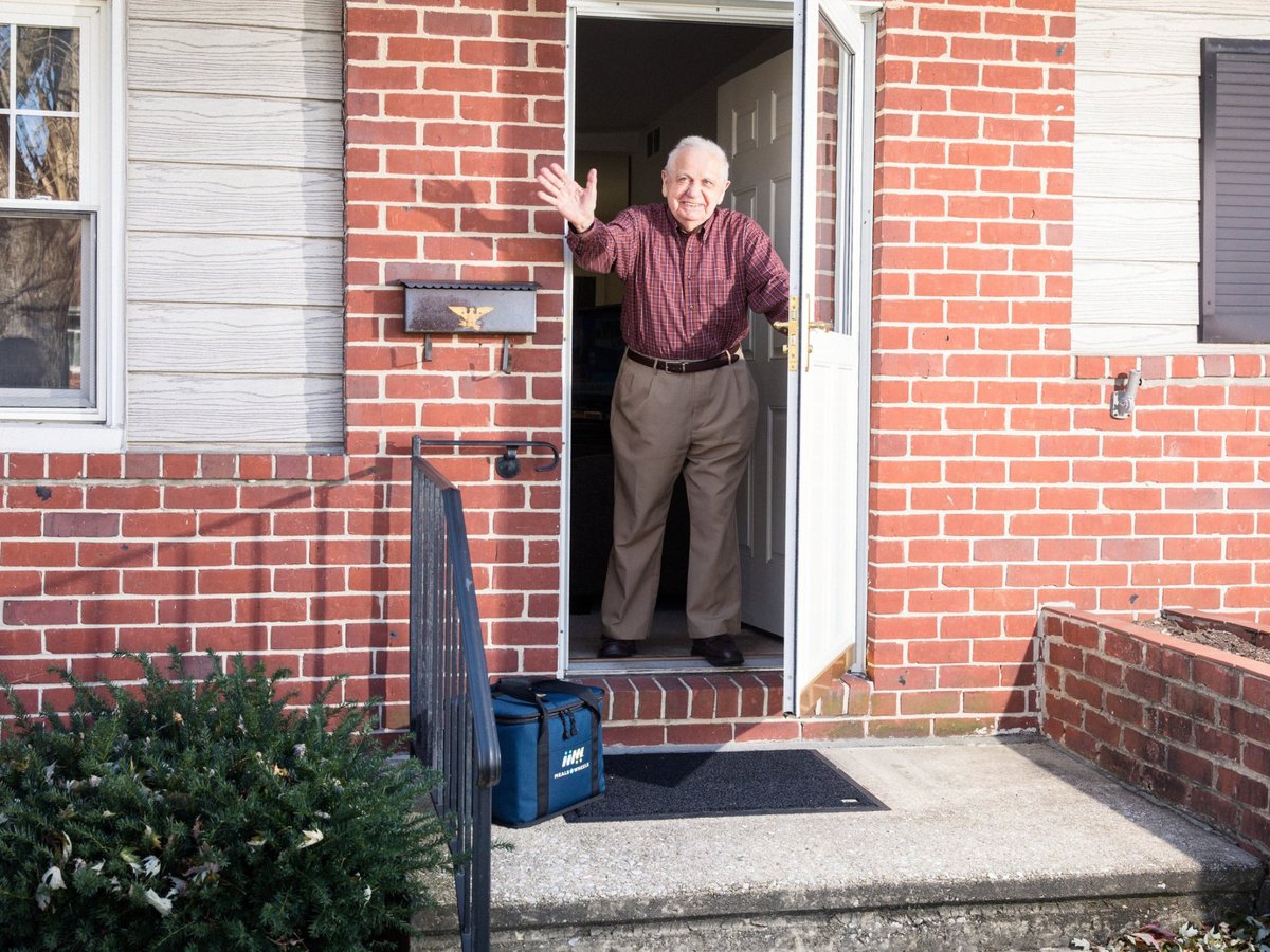C5BDI's tweet photo. C5BDI continues to give back and pay it forward, and we are proud to support @AgeWellVT and its Vermont chapter. 

Learn more about Age Well in our spotlight post here ➡️ https://t.co/bIl2go8SSC 

#AGEWellVermont #AgeWell #C5BDIgiveback #payitforward #communitysupport https://t.co/I9B0q0YcGo