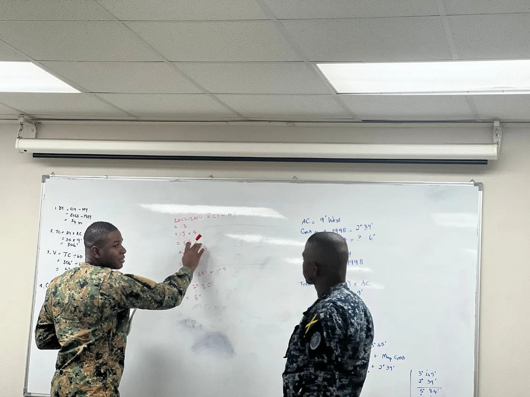 JDFSoldier's tweet photo. The CQP is ran by the Caribbean Military Academy's Command and Staff School (CSSch) which is headquartered in Moneague, St Ann.

Here are some highlights from week 8 of the Programme!

#EducateEmpowerEvolve 
#FutureCaptains #LeadershipTraining https://t.co/kfdRVBO0Hj