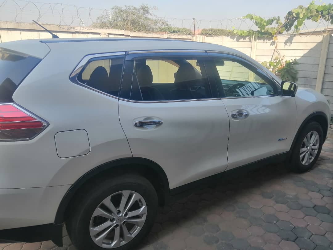 KushServices's tweet photo. Kush Car Hire 
A car for every Destination or Occasion 
0712 553 158 or 0713 310 398 
#FambaNaKush https://t.co/B27terb9Vd