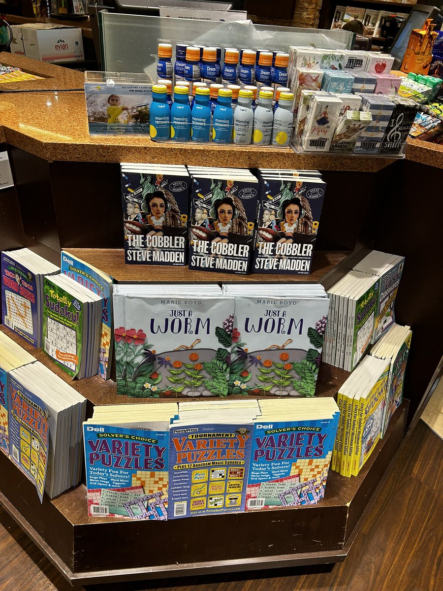 <a href="/MarieCBoyd/">Marie Boyd</a> spotted at the Miami airport! 🪱🌸 #kidlit #amreading