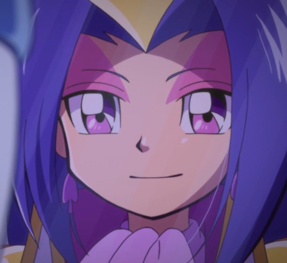 공식굿즈 볼때마다 느끼는건데
스페이드 눈두덩이 자꾸 어디로 사라지는 거야