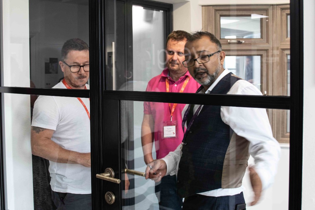 Everglade Windows launches steel-look internal glazing system

Find out more... bit.ly/44GrfnU

#PWF #GGPMag #Fenestration #Glazing #Fabrication #DoubleGlazing #UPVCwindows #UPVCdoors #WindowInsurance #WindowInstaller #WindowInstallation #Insurance #Fensa