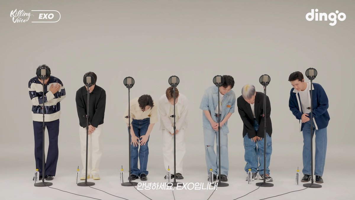 엑소 인사하는 스타일 다 다르고
방향도 다 다른거
겁나 웃김
너무 엑소임