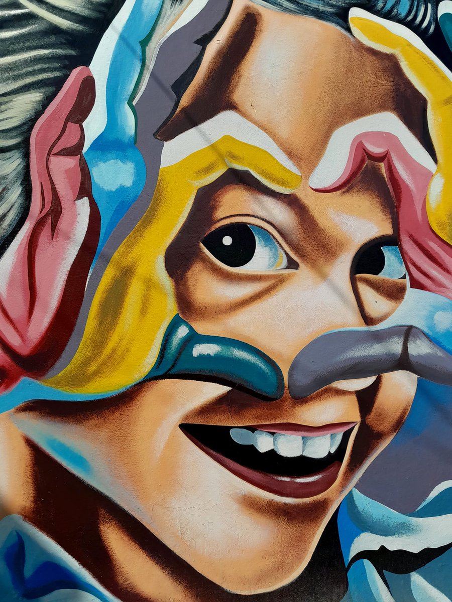 DireccinProvin5's tweet photo. El artista Rogelxander Balmaceda Benitez puso 📷 y color a la Sede de la Dirección Municipal de Cultura en #Jaruco. #VeranoConAmor #UnidosPorJaruco
#CubaEsCultura
#Mayabeque
#MejorEsPosible https://t.co/s39hfZWEN3