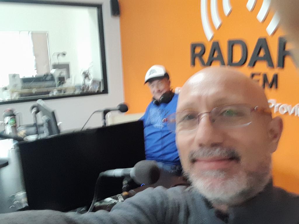 Germankahlow's tweet photo. RECORRIENDO LA PROVINCIA
con el gran Eugenio en su programa de FM RADAR ...
#podemosmas https://t.co/9QrkHmvPqW