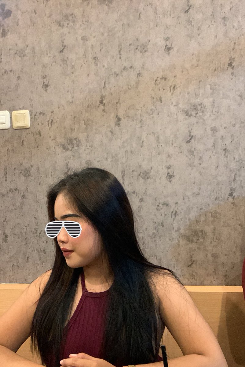 pikyuzu's tweet photo. udah 2 orang yg bilang gw kurusan ih seneng bgttt😝😝😝😝🥺 https://t.co/JXJdjl2nHs