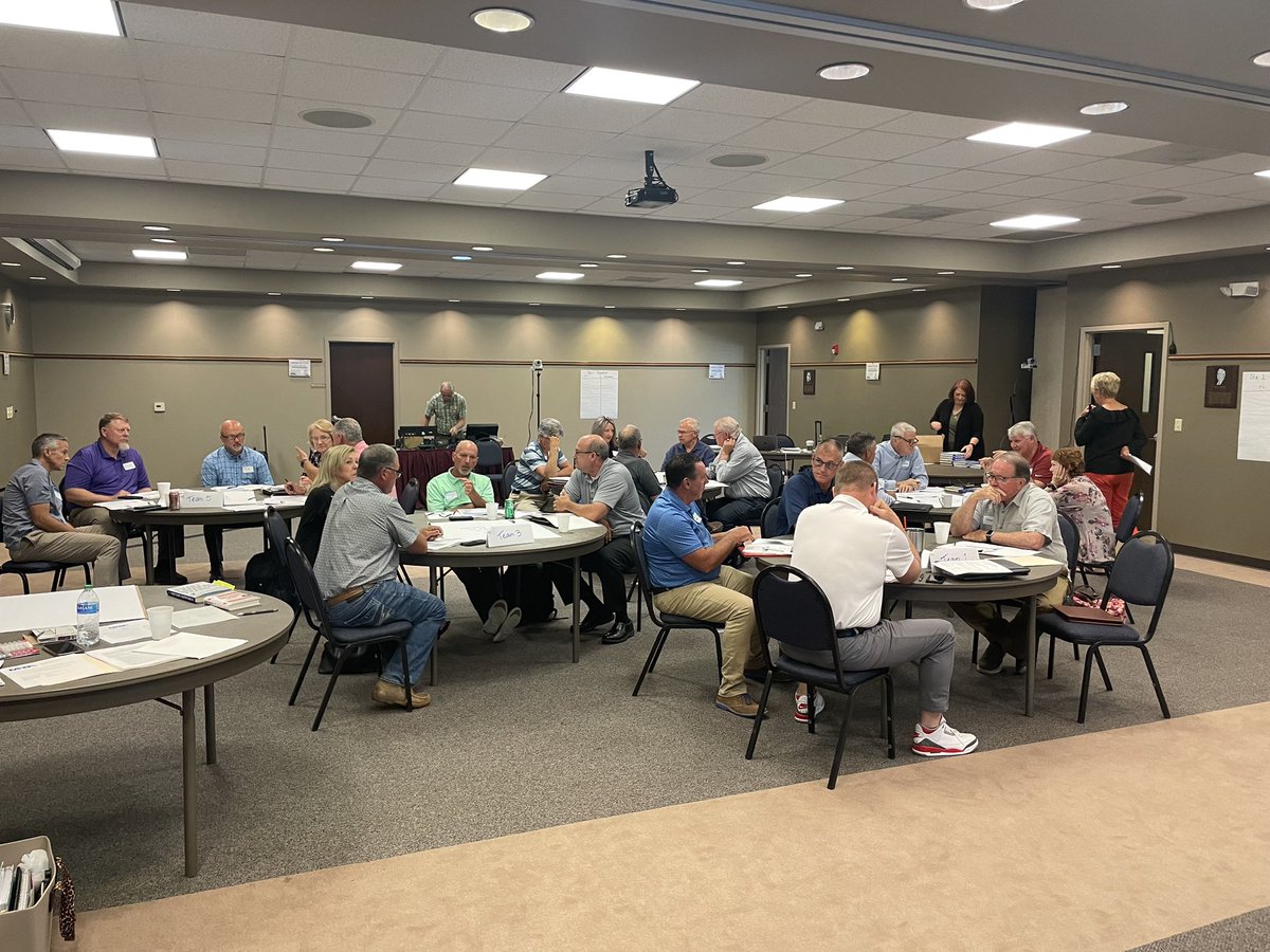 DrHayter's tweet photo. Coaching Support Training w/@MOEducation &amp; @MASALeaders for ‘23-‘24. Thirty-seven emeritus coaches working with 109 early career &amp; 12 veteran leaders. Thank you to @JohnJungmann &amp; @Lori_VanLeer for leading. https://t.co/tb9b4MyRSZ