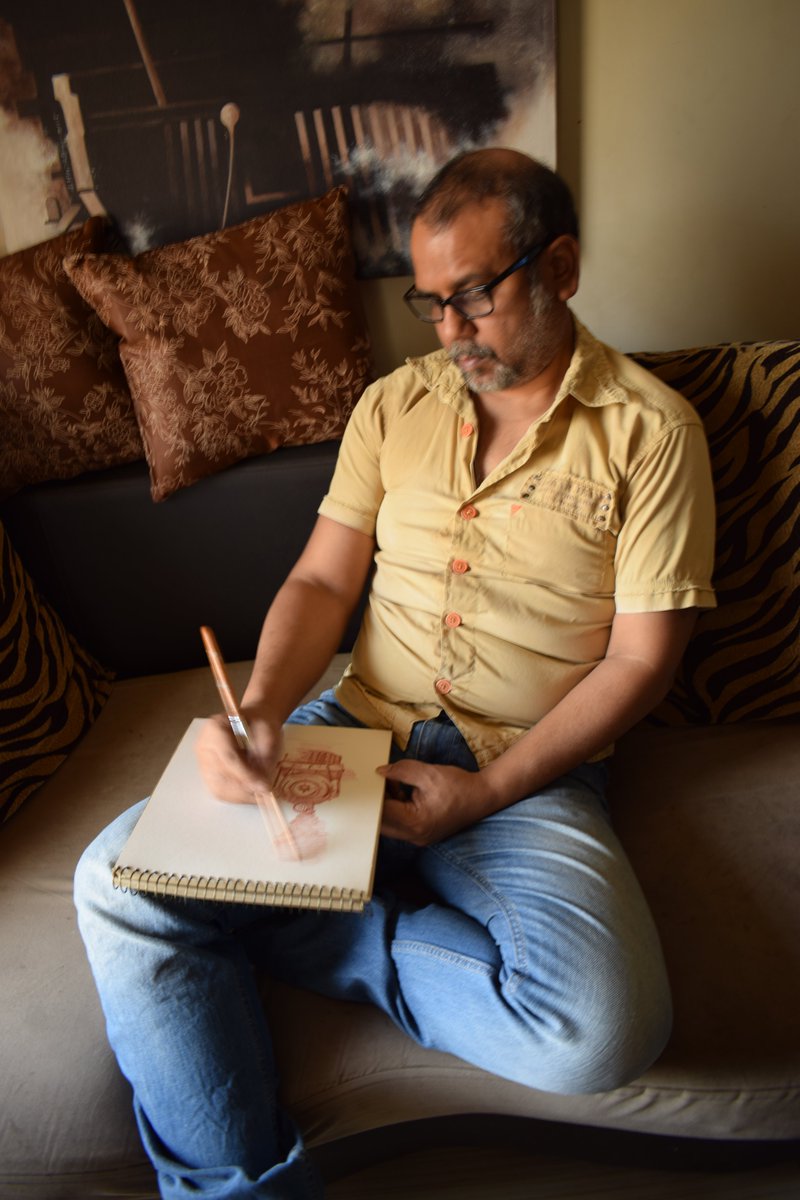 Nostalgia of Indian Steam Locomotives #jehangirartgallery #mumbaiartist #artexhibition #Indiansteamlocomotives #nostalgiaofsteamlocomotives #kishorepratimbiswas #indiancontemporaryartist #indianrailways #stramlocomotiveslovers #trainlovers #steamtrain #steamlocomotivepainting