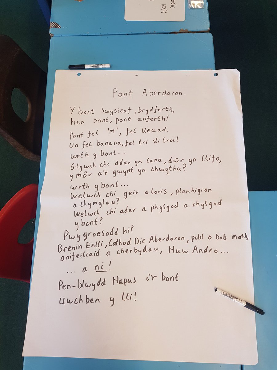 Diolch i ddisgyblion <a href="/crudywerin/">Ysgol Crud y Werin</a> a @YGCymru am y cyfla i gynnal gweithdy a llunio cerdd i ddathlu dauganmlwyddiant Pont Aberdaron heddiw! Mi fydd y gerdd i'w gweld a'i chlywed yn y dathliadau sydd ar y ffordd gyda lwc.