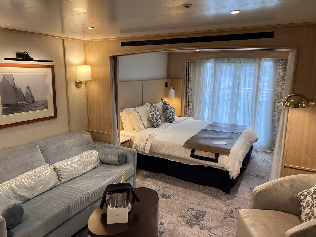 garybembridge's tweet photo. I’m on board #WindstarCruises #StarPride for my 11-night cruise Edinburgh to Reykjavik. I’ve booked one of the new cabins in the section added to the ship. Bed by the balcony! Would you like or dislike that? https://t.co/76OoUc0Yej