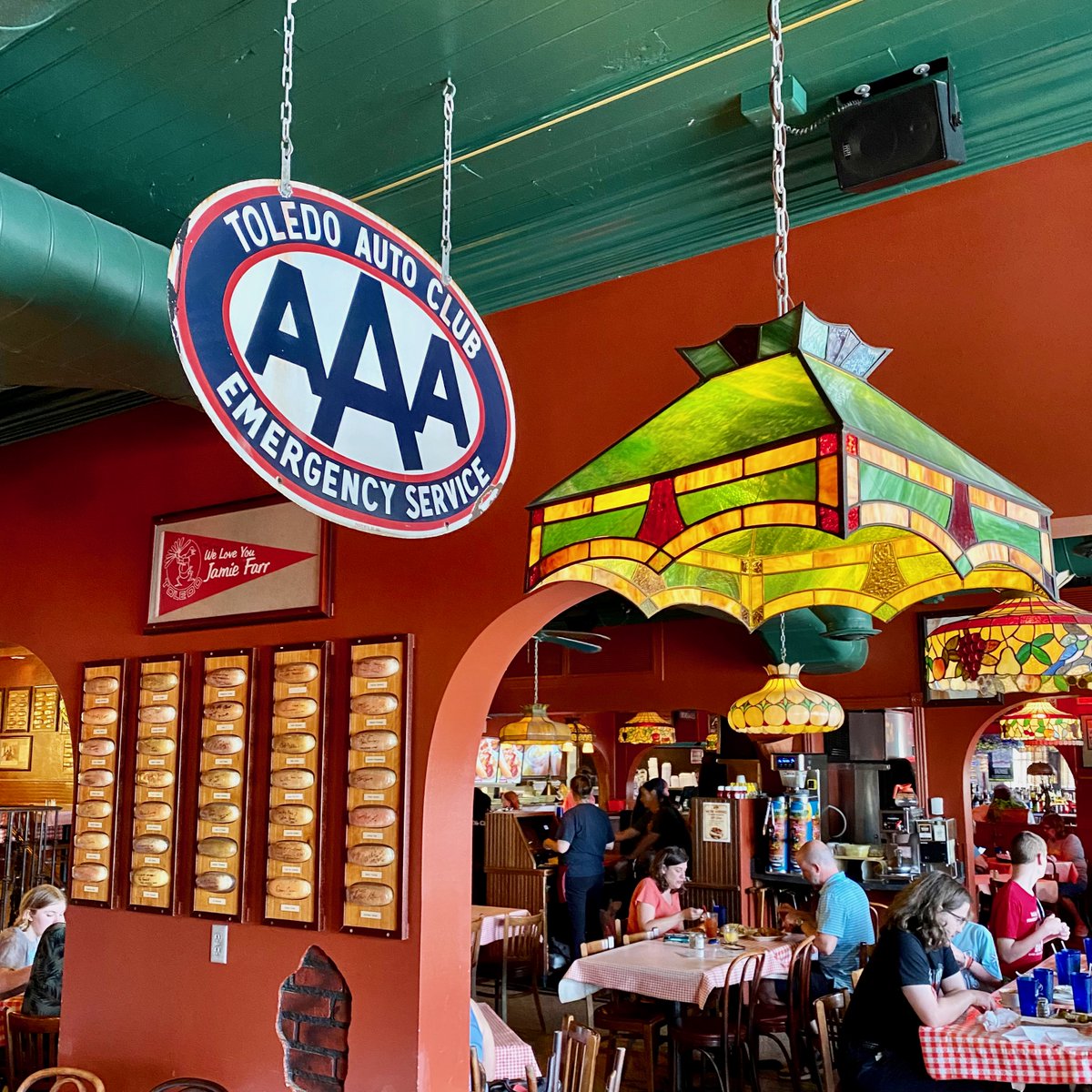 MrsMommy's tweet photo. Today on my website, I'm taking a look at the amazing meal we had at @tonypackos last month. #TastyTuesday #TonyPackos
https://t.co/JElMWri05M https://t.co/YgZQB024Hx